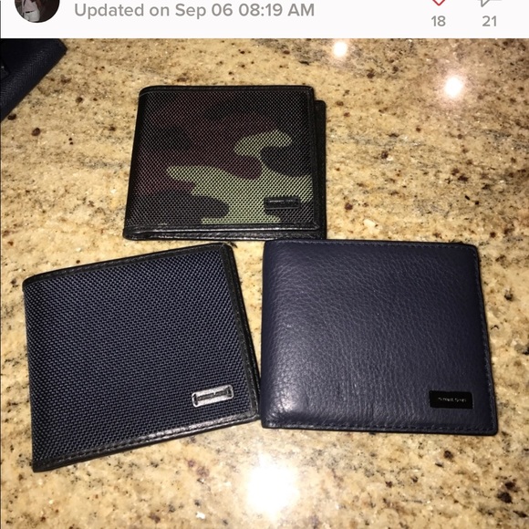 BLACK WALLET - Picture 2 of 2